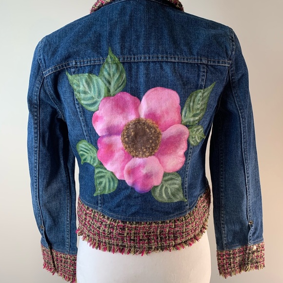 Liz Claiborne Denim Jacket with Painted Rose Lg - Picture 3 of 6